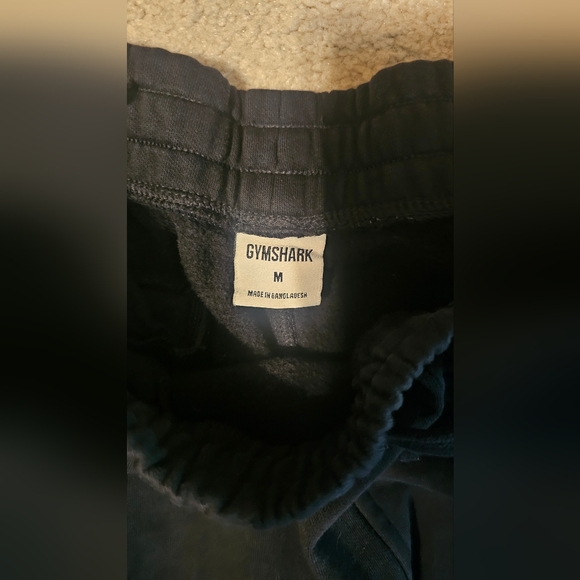 GYMSHARK Black Joggers with SHARK Logo SIZE MEDIUM - Picture 6 of 7